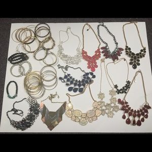 JEWELRY LOT BUNDLE